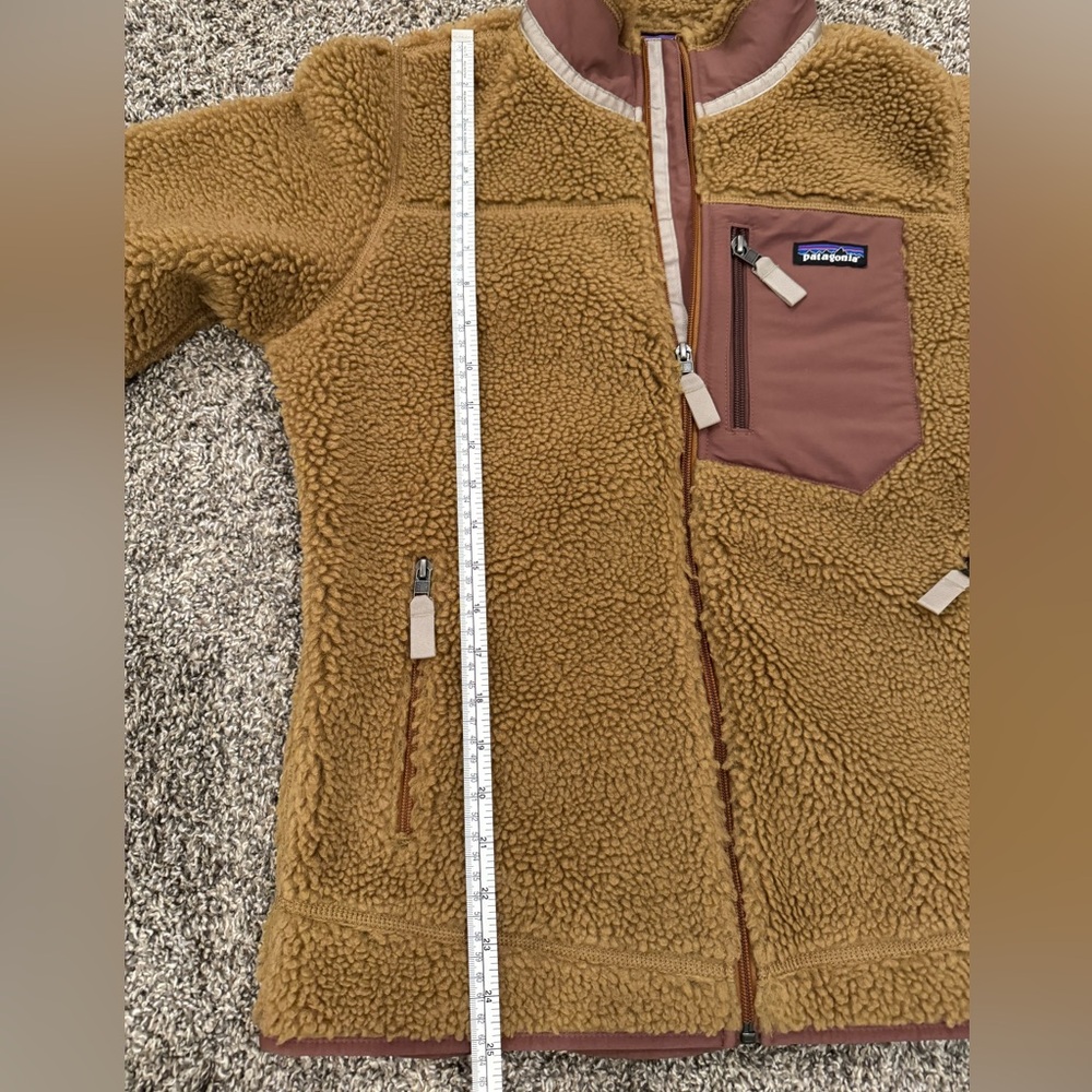 COPY - Patagonia Women’s Classic Retro X Fleece Jacket - Picture 14 of 15